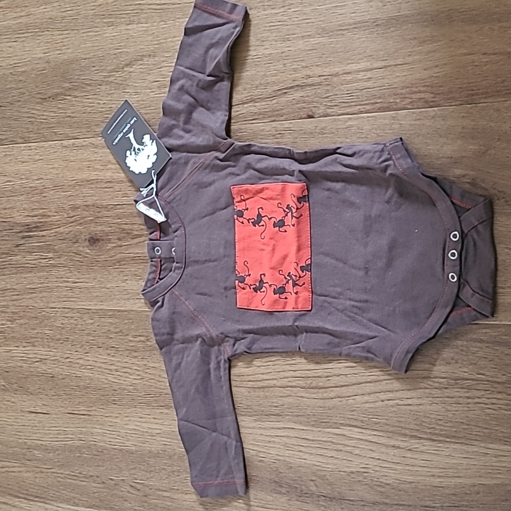 NWT Kate Quinn Organics onesie 6-12m